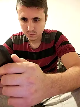 Snapshot of MrNoBoDy000 chatting on 10.26.25 MrNoBoDy000 online show from 10.26.25