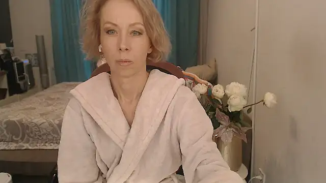 LuxuryNika online show from 05.14.26