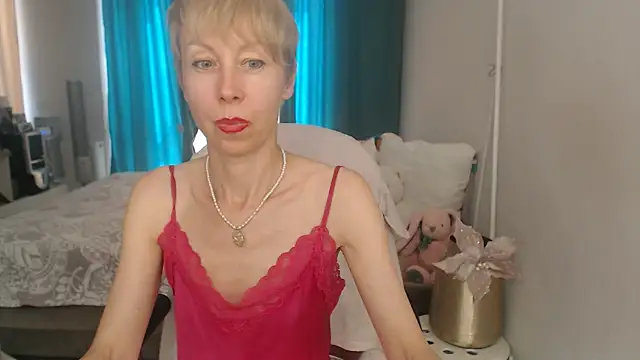 LuxuryNika online show from 06.28.26
