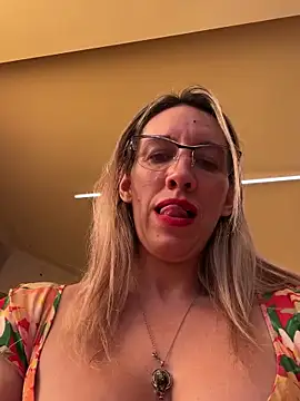 Snapshot of Gatitacarlita chatting on 01.20.25 Gatitacarlita online show from 01.20.25