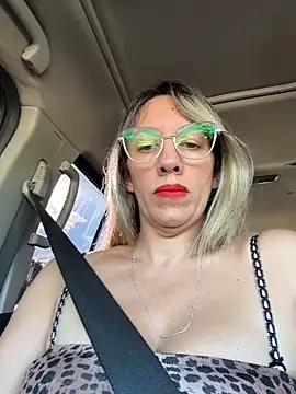 Gatitacarlita online show from 04.03.26