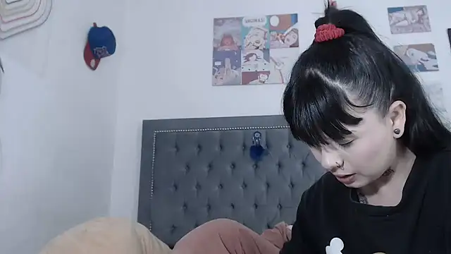 dulce maria x online show from 03.19.25