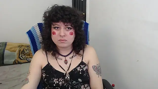 Snapshot of Smoke_trip_Alicia chatting on 02.18.26 Smoke trip Alicia online show from 02.18.26