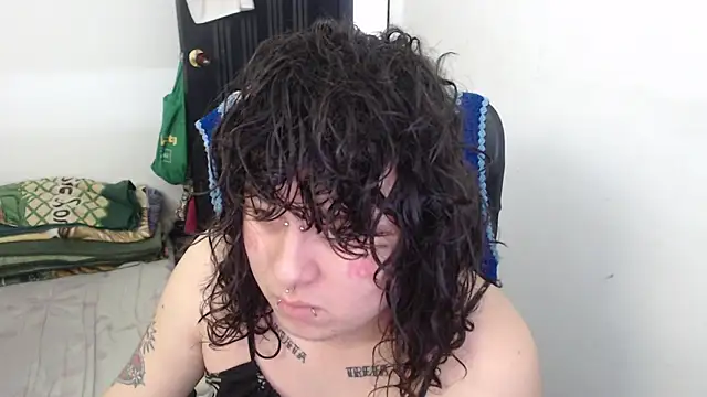 Snapshot of Smoke_trip_Alicia chatting on 02.21.26 Smoke trip Alicia online show from 02.21.26