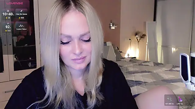 Libby Nora online show from 10.26.25