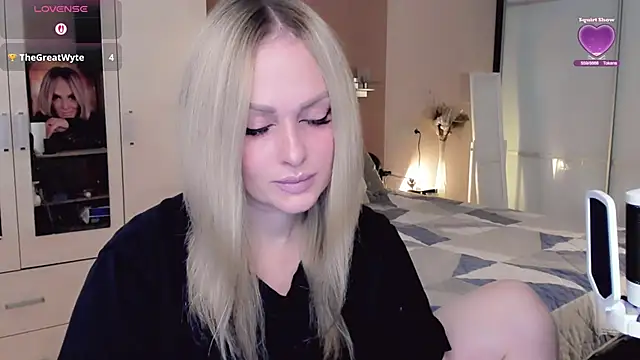 Libby Nora online show from 10.27.25