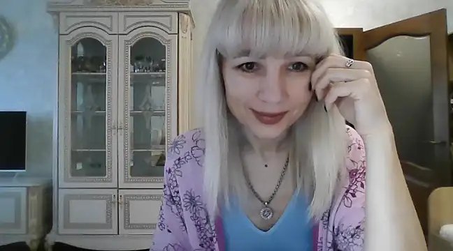 Snapshot of BarbaraKim chatting on 01.09.25 BarbaraKim online show from 01.09.25