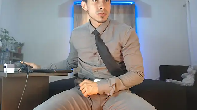 Andrew 4  online show from 11.25.25