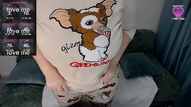 erikaerika online show from 11.22.25