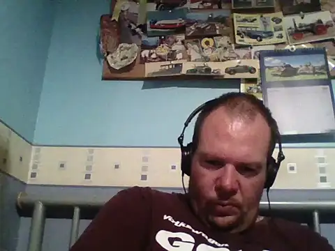 thickdick12331 online show from 10.17.25