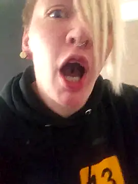 PinkTheHawk online show from 02.21.26