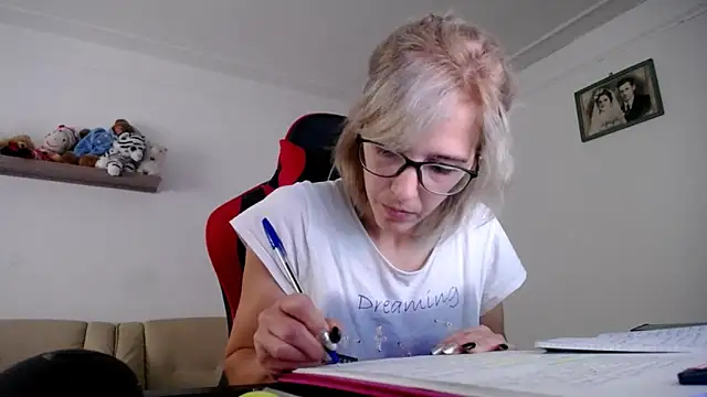 SexxyLety online show from 10.06.25