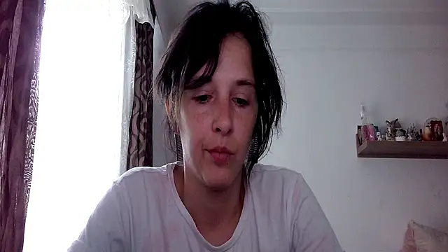 Snapshot of SexxyLety chatting on 05.29.26 SexxyLety online show from 05.29.26