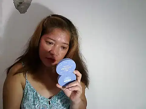 wethornypussy4u online show from 09.17.25