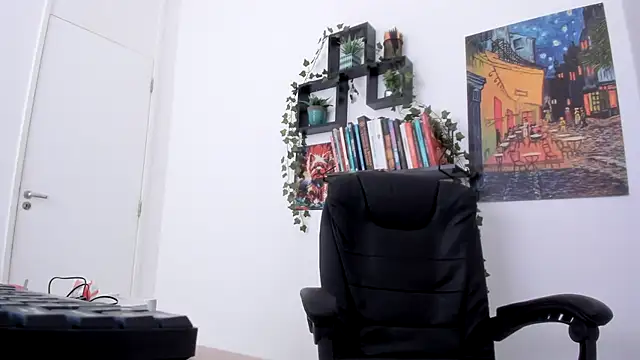 TaliMajesty online show from 12.07.24