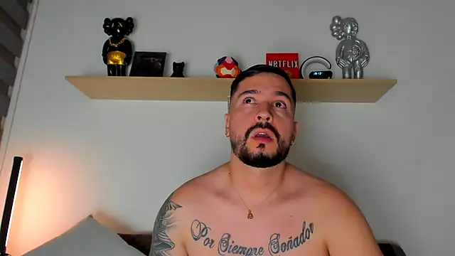 camilo restrepo21 online show from 01.27.25