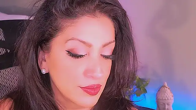 Snapshot of Wonderful_Woman chatting on 11.02.25 Wonderful Woman online show from 11.02.25