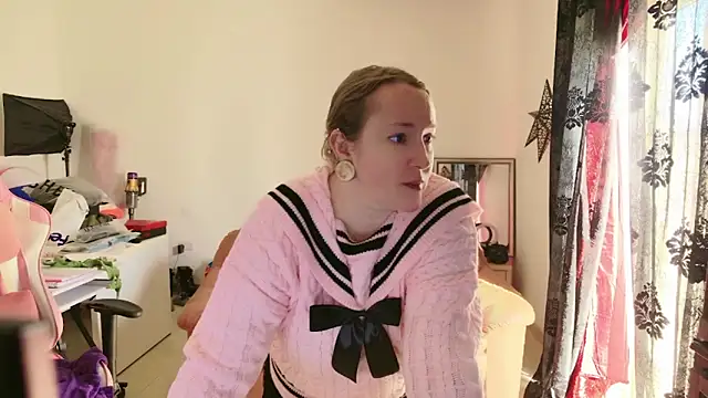 kisicaxx online show from 01.27.25