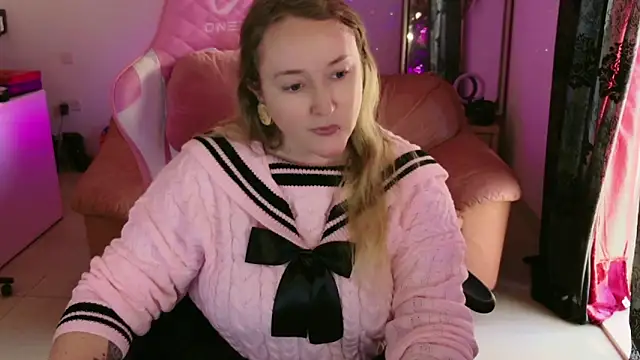 kisicaxx online show from 01.27.25