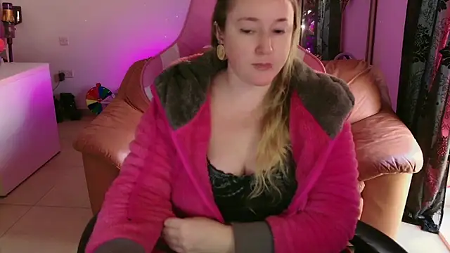 kisicaxx online show from 02.03.25