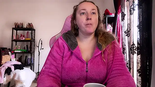 Snapshot of kisicaxx chatting on 01.18.26 kisicaxx online show from 01.18.26