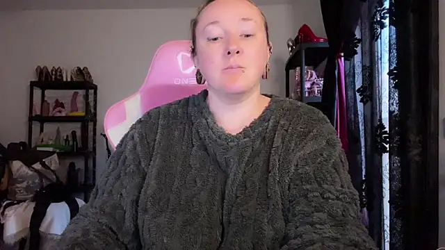 Snapshot of kisicaxx chatting on 03.02.26 kisicaxx online show from 03.02.26