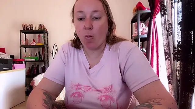kisicaxx online show from 05.12.26