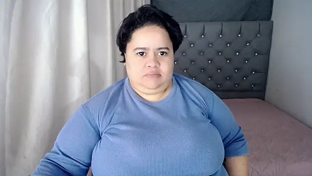 hotlesby4uxxx online show from 12.28.24