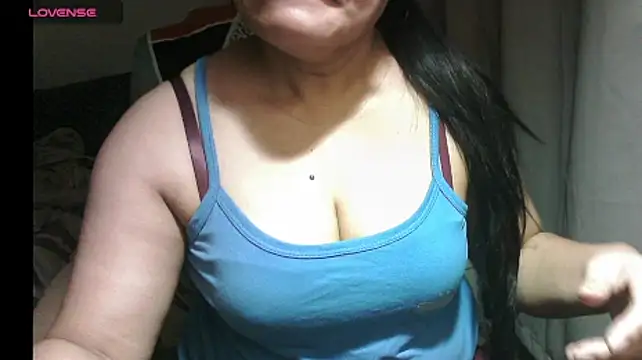 Snapshot of Hotpinay43 chatting on 01.30.25 Hotpinay43 online show from 01.30.25