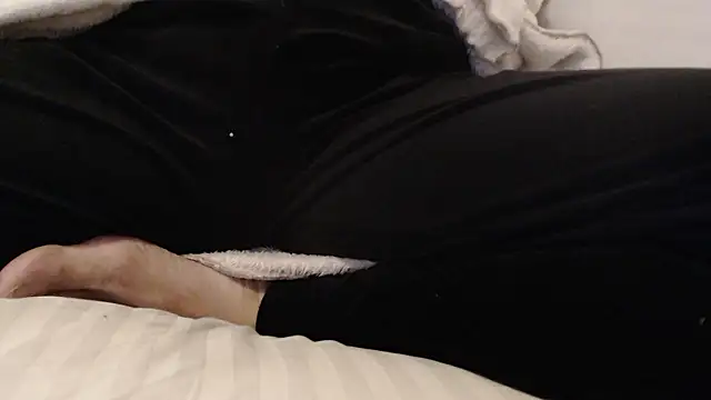 larawet online show from 12.05.24