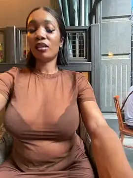 Snapshot of __Nessa__ chatting on 07.10.26 Nessa online show from 07.10.26