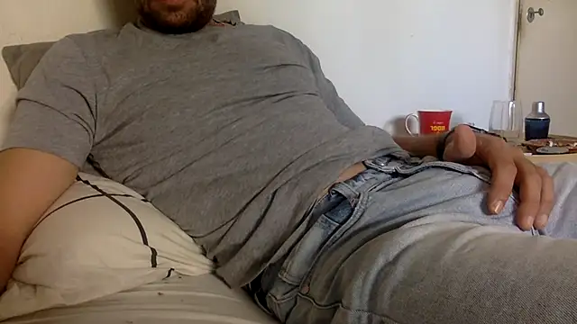 Snapshot of BADGUY2021 chatting on 10.17.25 BADGUY2021 online show from 10.17.25