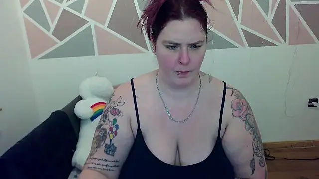 Snapshot of JoyceKyra91 chatting on 02.13.25 JoyceKyra91 online show from 02.13.25