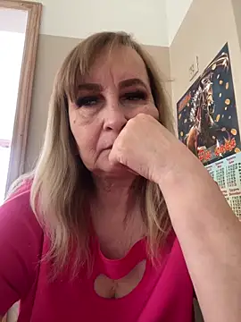 Snapshot of Irina2909@xh chatting on 02.13.26 Irina2909xh online show from 02.13.26