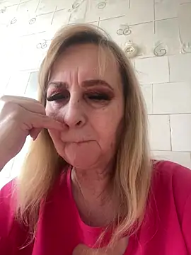 Snapshot of Irina2909@xh chatting on 02.16.26 Irina2909xh online show from 02.16.26