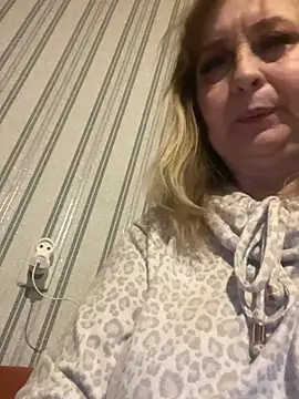 Snapshot of Irina2909@xh chatting on 02.25.26 Irina2909xh online show from 02.25.26