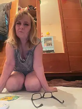 Snapshot of Irina2909@xh chatting on 02.28.26 Irina2909xh online show from 02.28.26