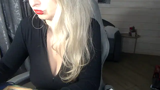 RubiLakros online show from 09.11.25