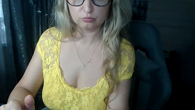 RubiLakros online show from 10.22.25