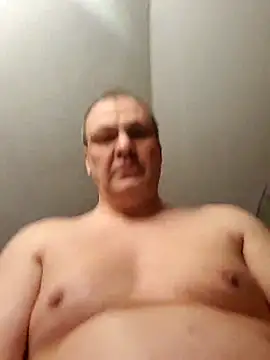 Snapshot of markoh70 chatting on 02.18.25 markoh70 online show from 02.18.25