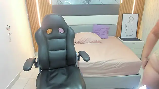 LEYNABRAUN online show from 03.16.26