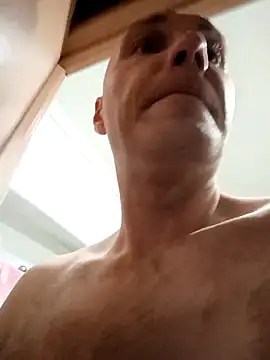 Snapshot of Sam_Colt chatting on 12.15.25 Sam Colt online show from 12.15.25