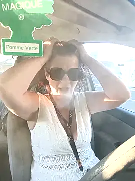 jennylovence online show from 09.18.25