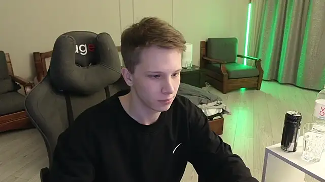 arlekincrop online show from 02.27.25