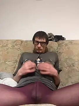 maciej online show from 12.18.24