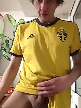 maciej online show from 02.15.25