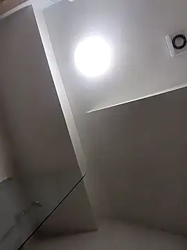 maciej online show from 03.23.25