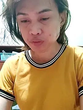 Snapshot of QueenSoreal chatting on 02.03.26 QueenSoreal online show from 02.03.26