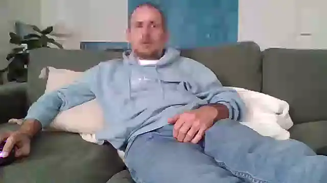 Snapshot of verylargecock chatting on 09.15.25 verylargecock online show from 09.15.25