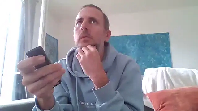 Snapshot of verylargecock chatting on 09.17.25 verylargecock online show from 09.17.25